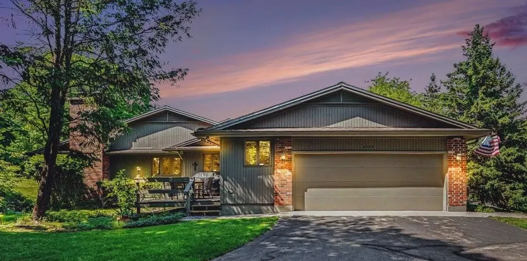 3598 Charlevoix Drive SE Cascade Charter Township MI 49546