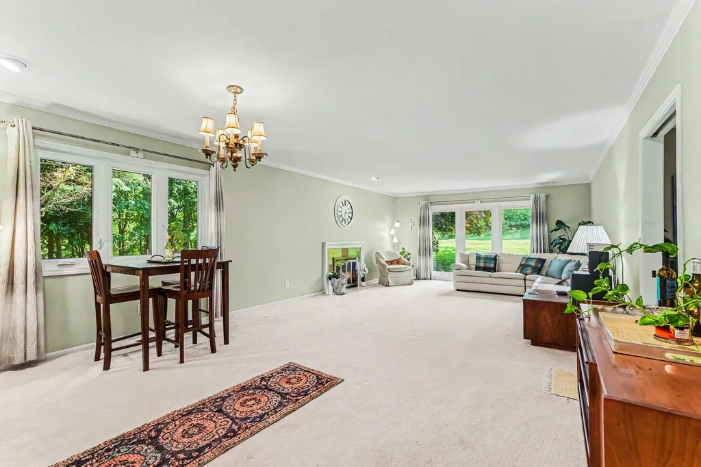 3598 Charlevoix Drive SE Cascade Charter Township MI 49546