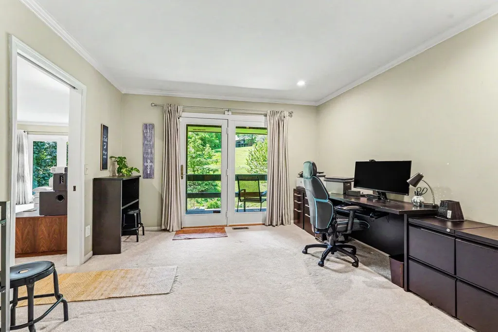 3598 Charlevoix Drive SE Cascade Charter Township MI 49546