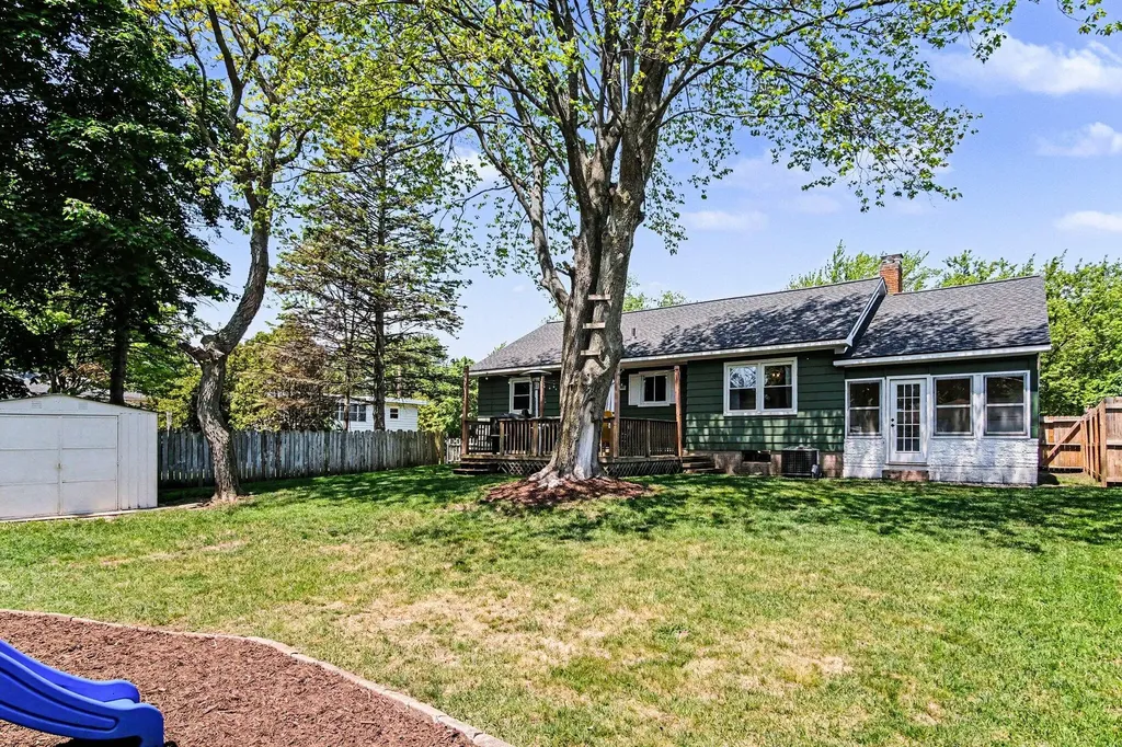 1112 Marion Avenue Grand Haven City MI 49417