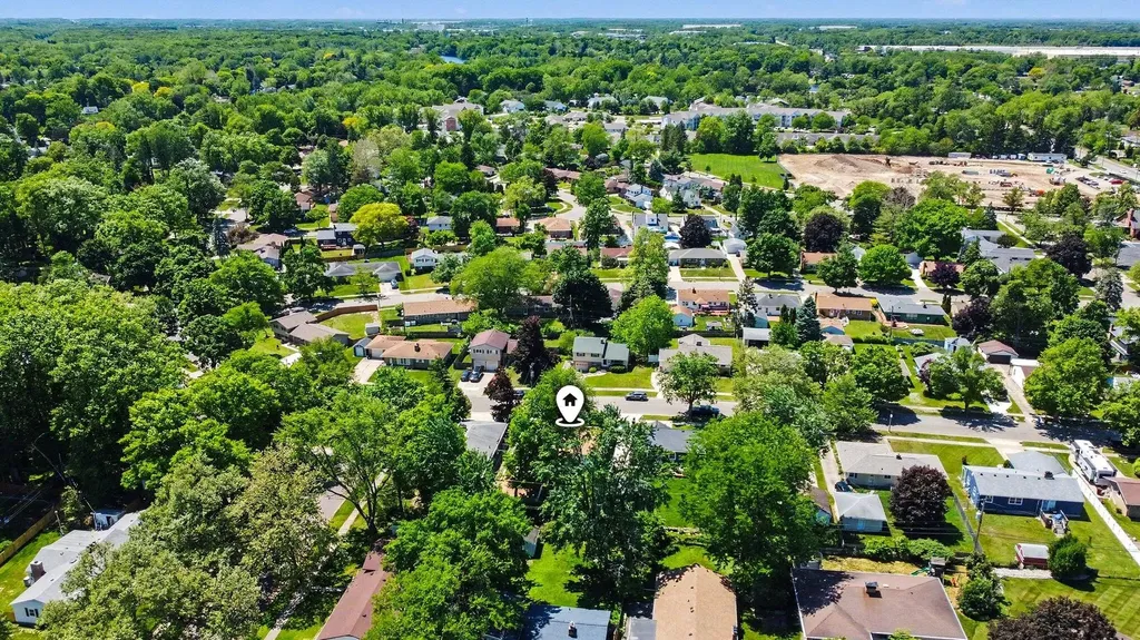 2117 Edwin Place Lansing City MI 48911