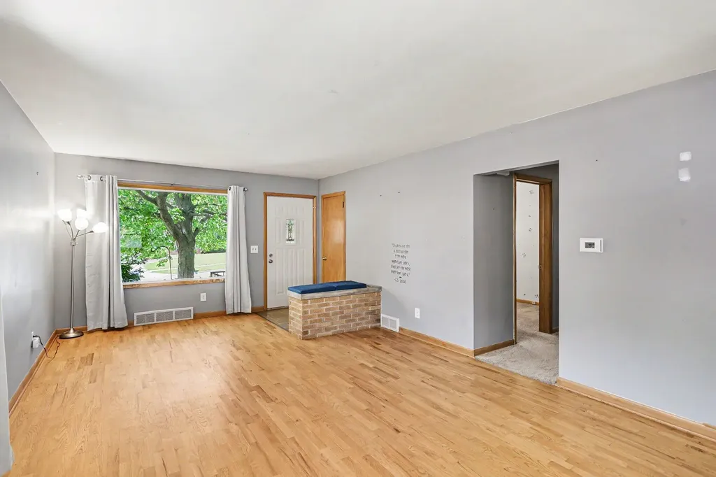 2117 Edwin Place Lansing City MI 48911