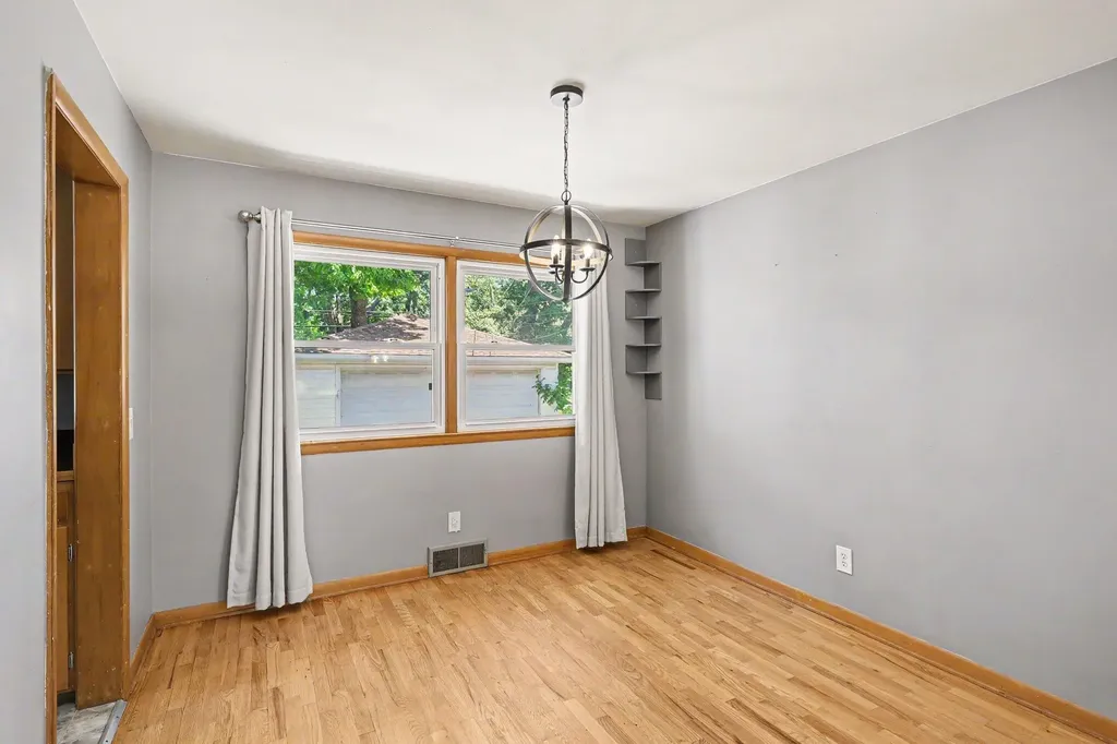 2117 Edwin Place Lansing City MI 48911