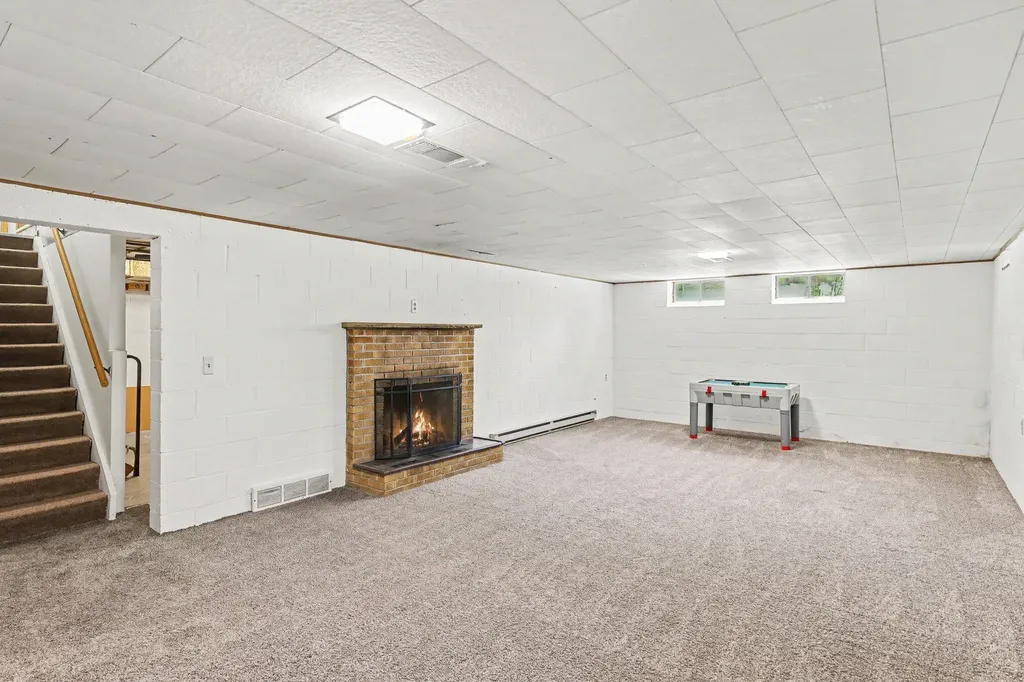 2117 Edwin Place Lansing City MI 48911