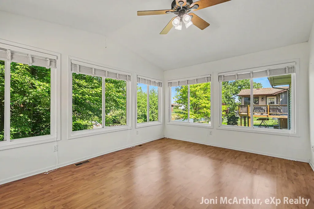 2545 Eastlake Court SW Grandville City MI 49418