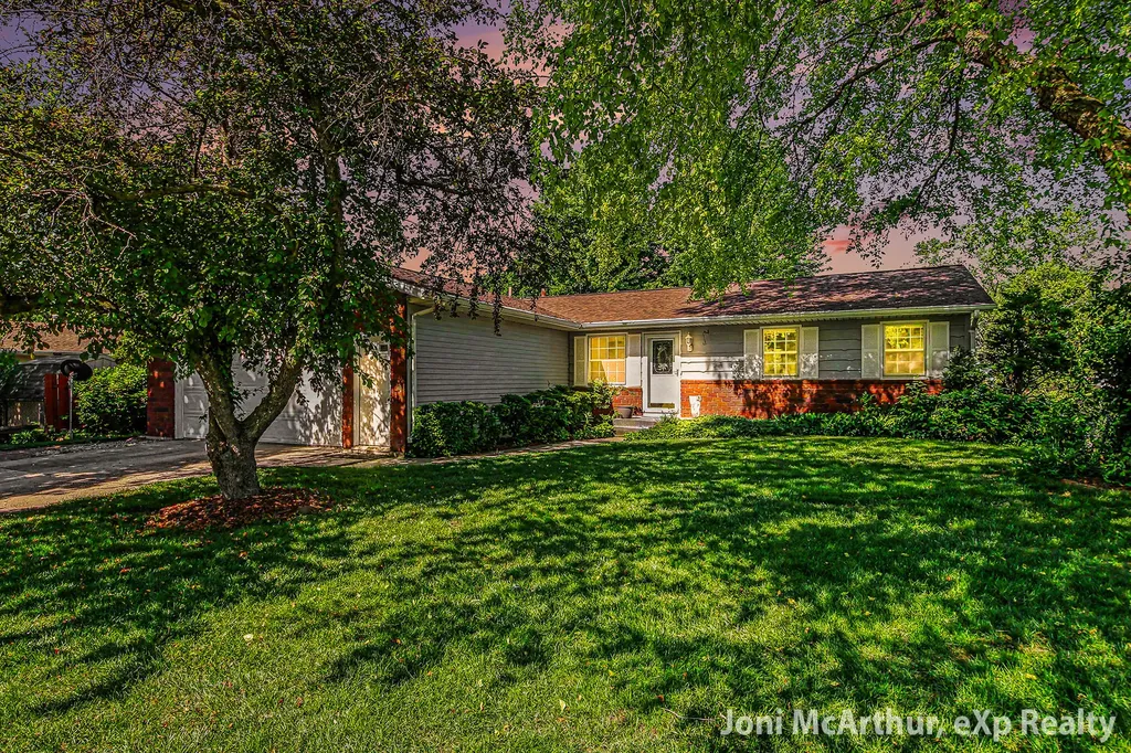 2545 Eastlake Court SW Grandville City MI 49418
