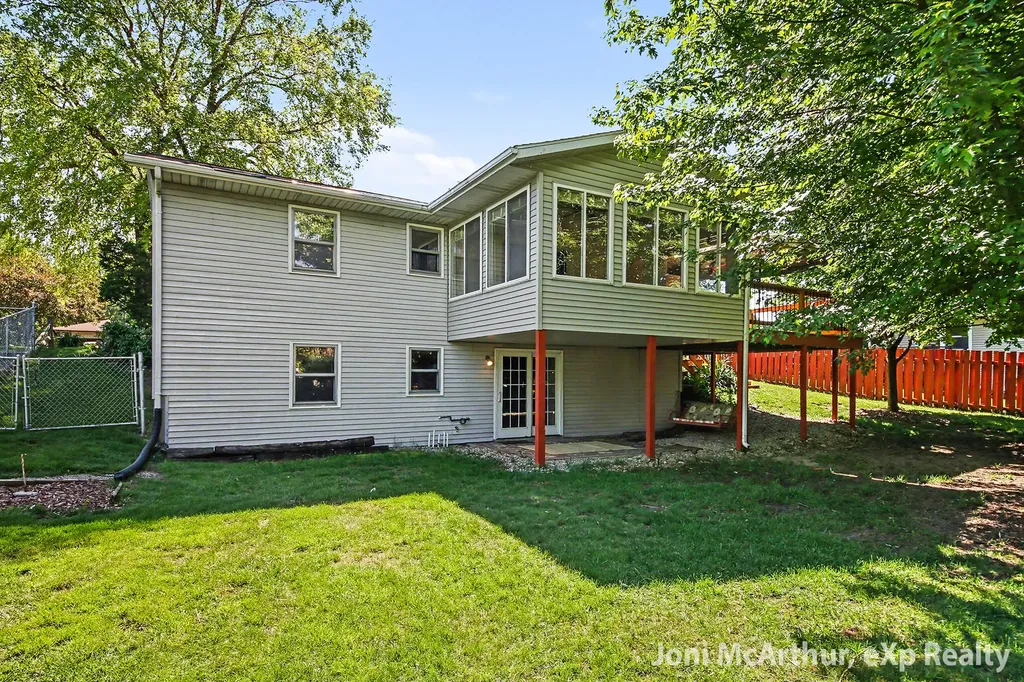 2545 Eastlake Court SW Grandville City MI 49418