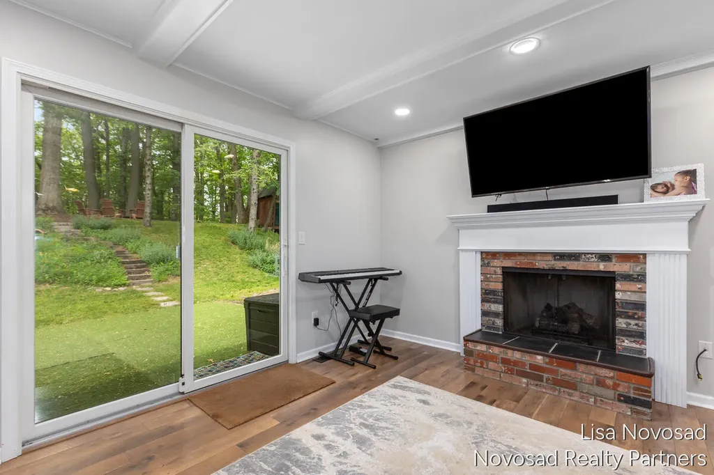 485 Edgeworthe Drive SE Ada Township MI 49301
