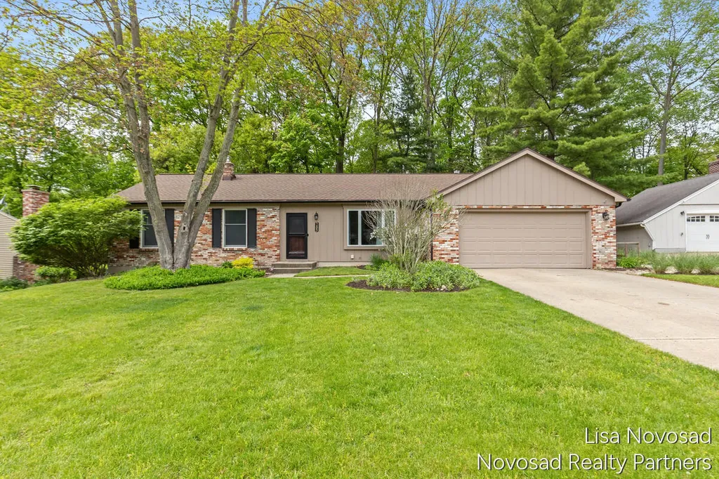 485 Edgeworthe Drive SE Ada Township MI 49301