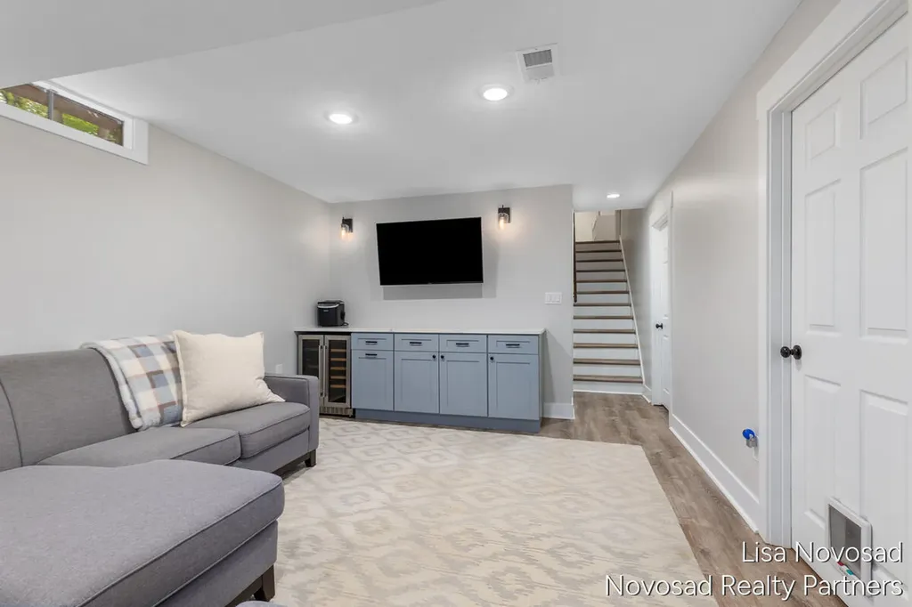 485 Edgeworthe Drive SE Ada Township MI 49301