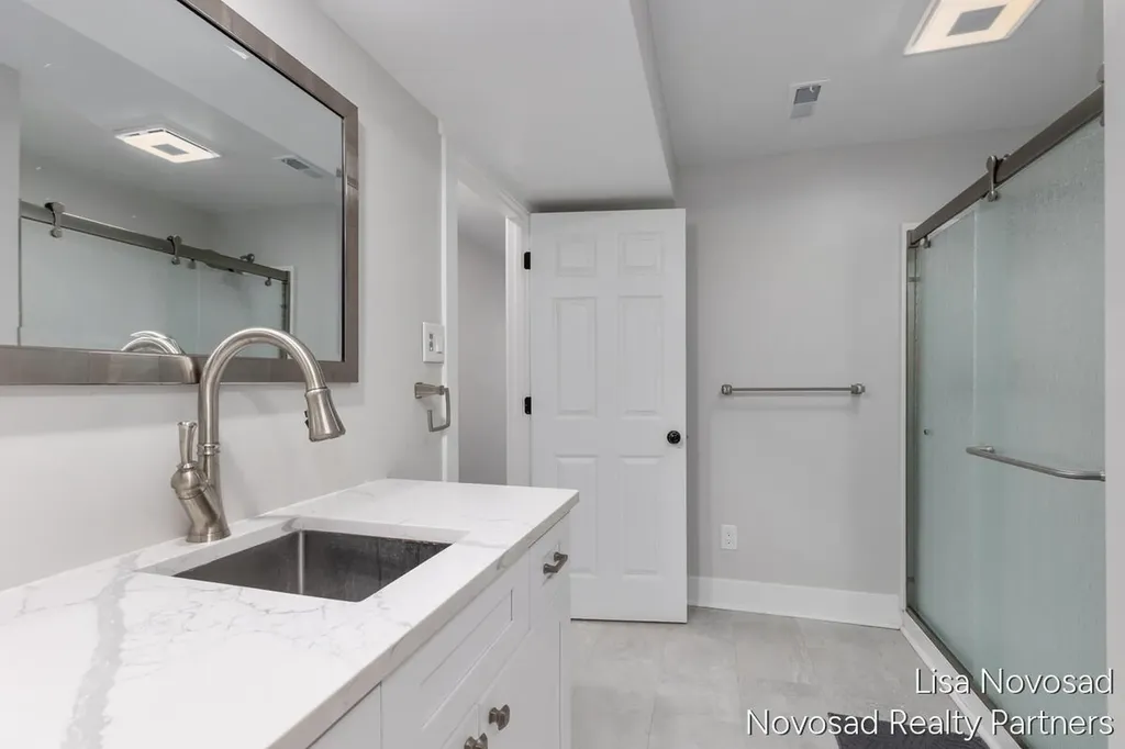 485 Edgeworthe Drive SE Ada Township MI 49301