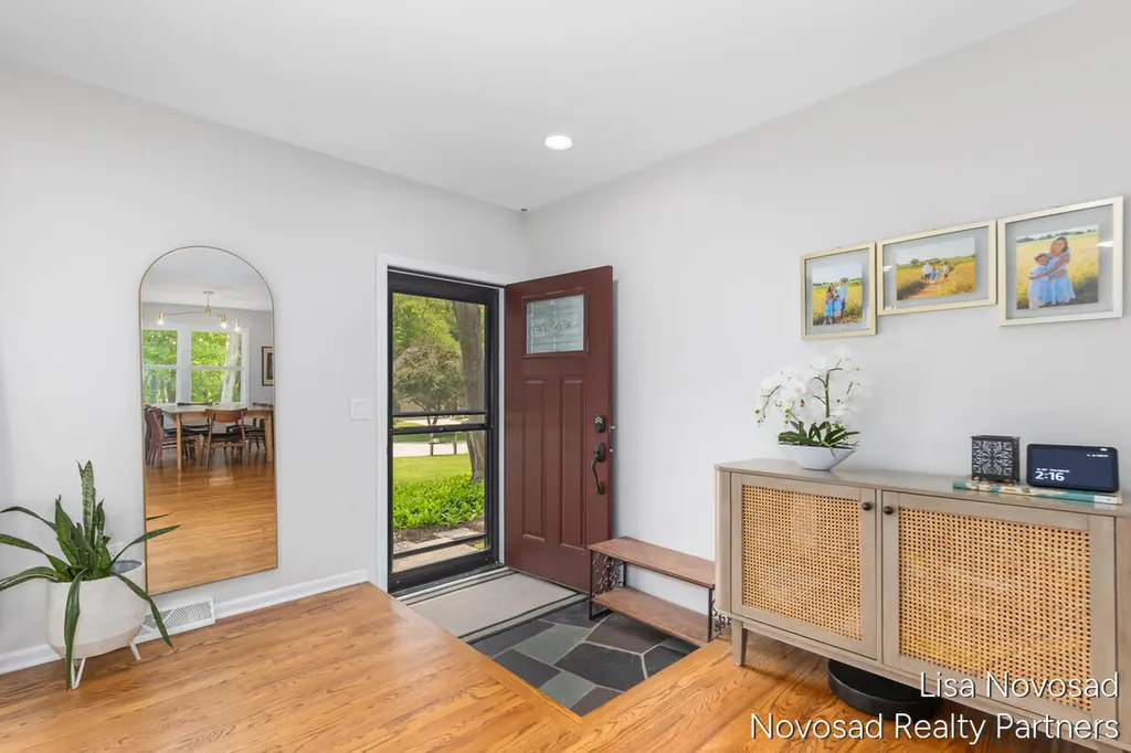 485 Edgeworthe Drive SE Ada Township MI 49301