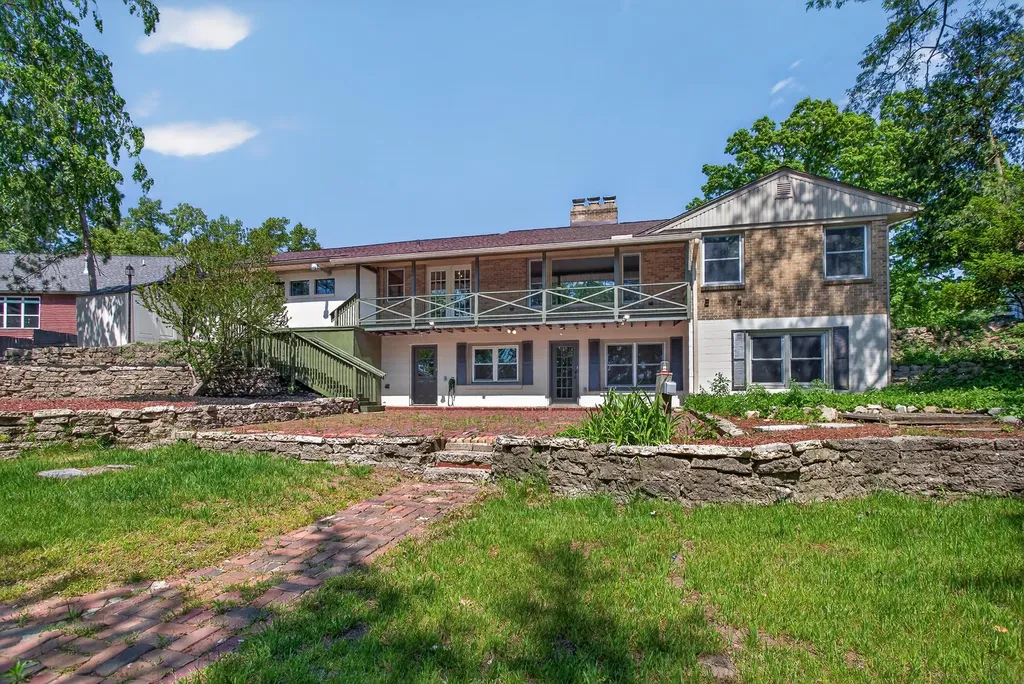 3311 Dorais Drive NE Grand Rapids City MI 49525