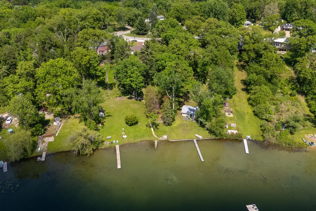 3311 Dorais Drive NE Grand Rapids City MI 49525