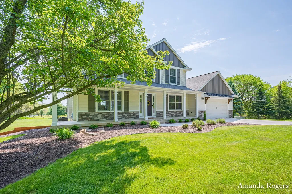 1072 Cumberland Avenue SE Vergennes Township MI 49331