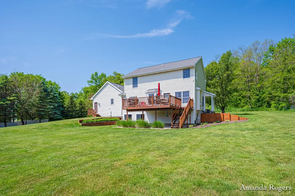 1072 Cumberland Avenue SE Vergennes Township MI 49331