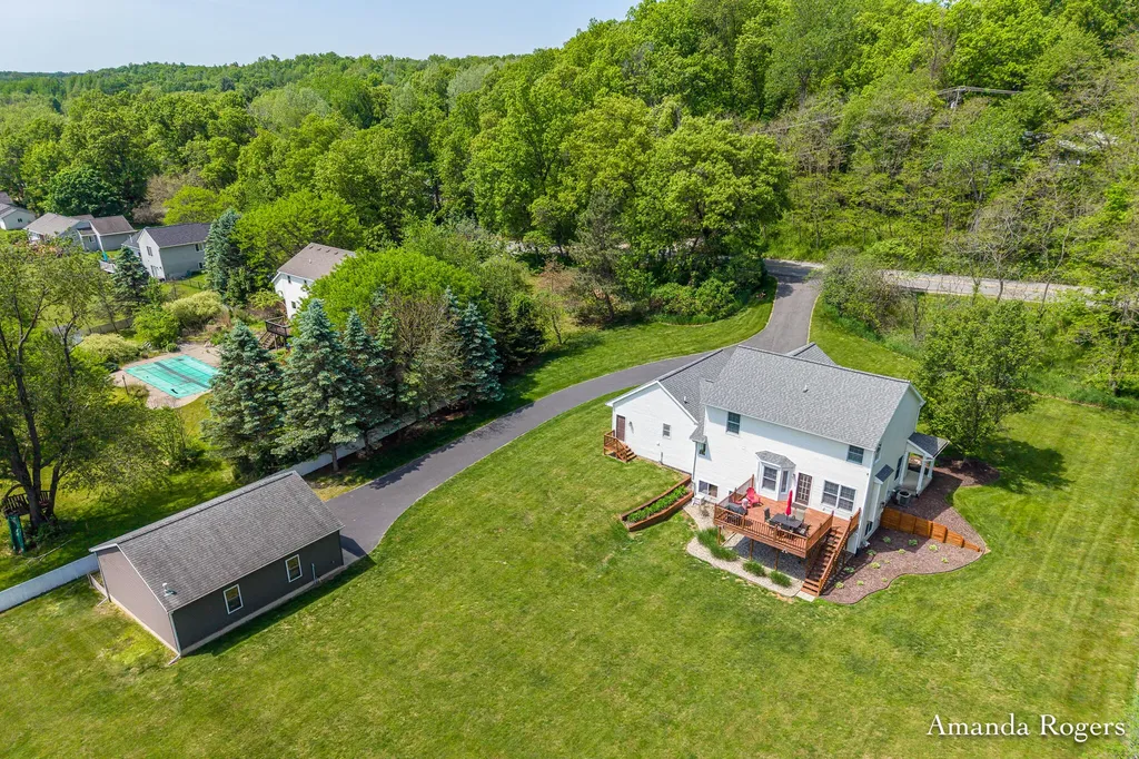1072 Cumberland Avenue SE Vergennes Township MI 49331