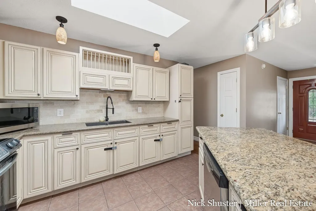 115 W North Street Hastings City MI 49058