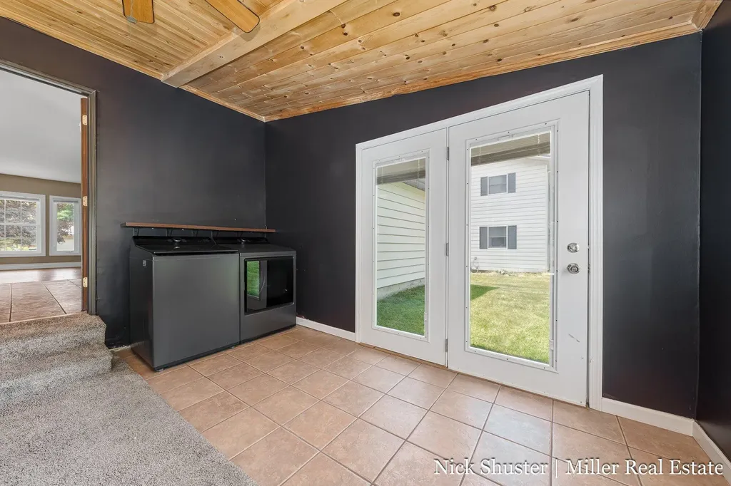 115 W North Street Hastings City MI 49058