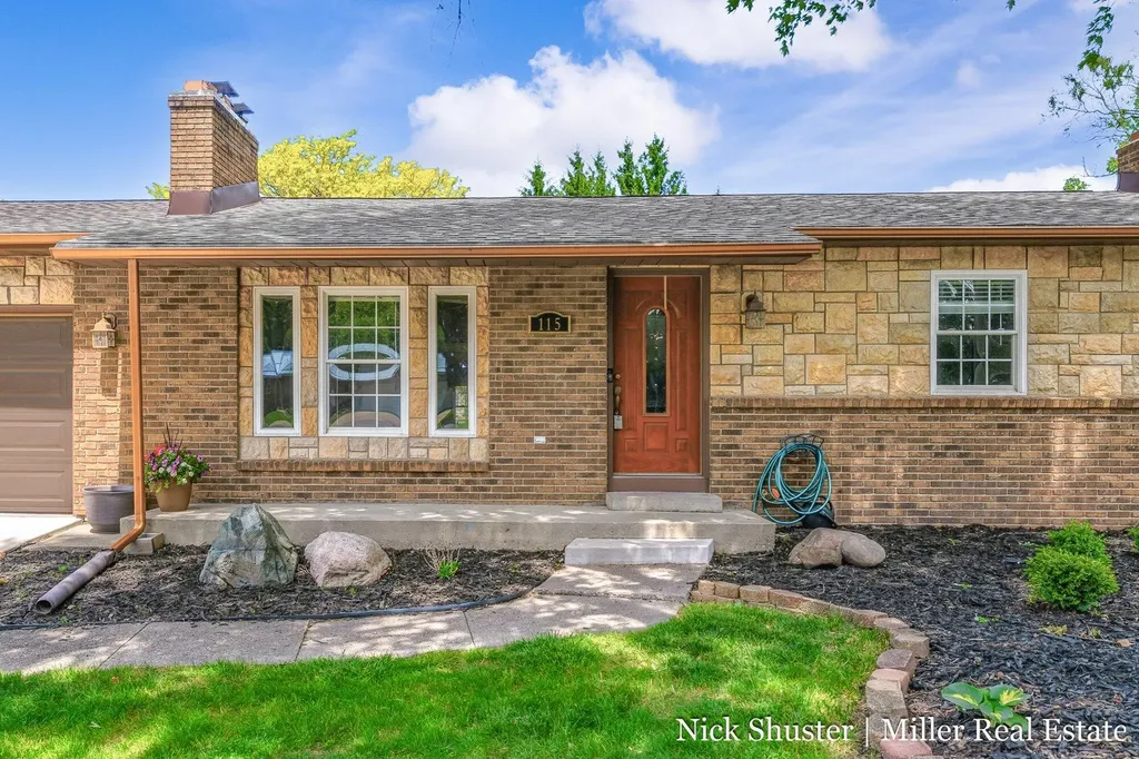 115 W North Street Hastings City MI 49058