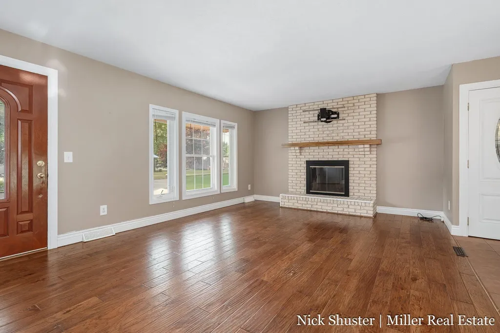 115 W North Street Hastings City MI 49058
