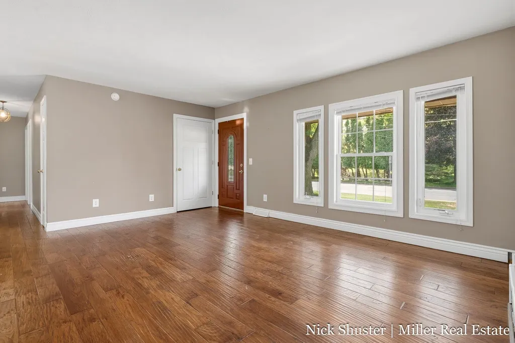 115 W North Street Hastings City MI 49058