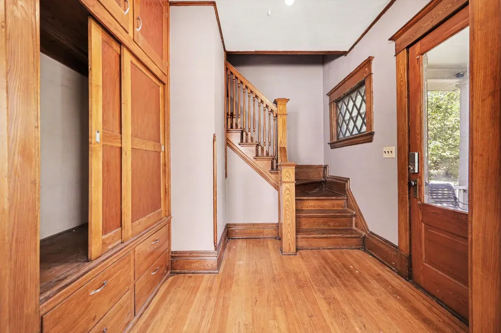 3271 Coit Avenue NE Grand Rapids City MI 49525