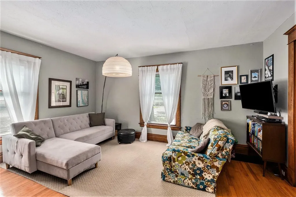 3271 Coit Avenue NE Grand Rapids City MI 49525