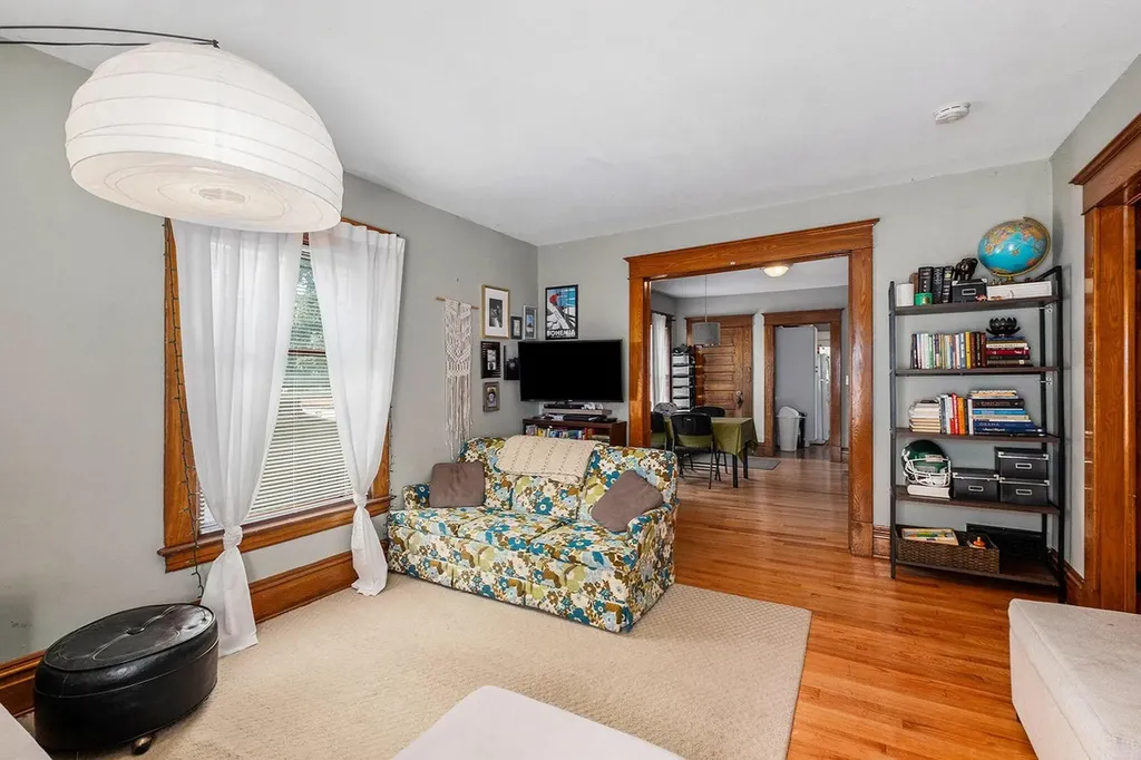 3271 Coit Avenue NE Grand Rapids City MI 49525