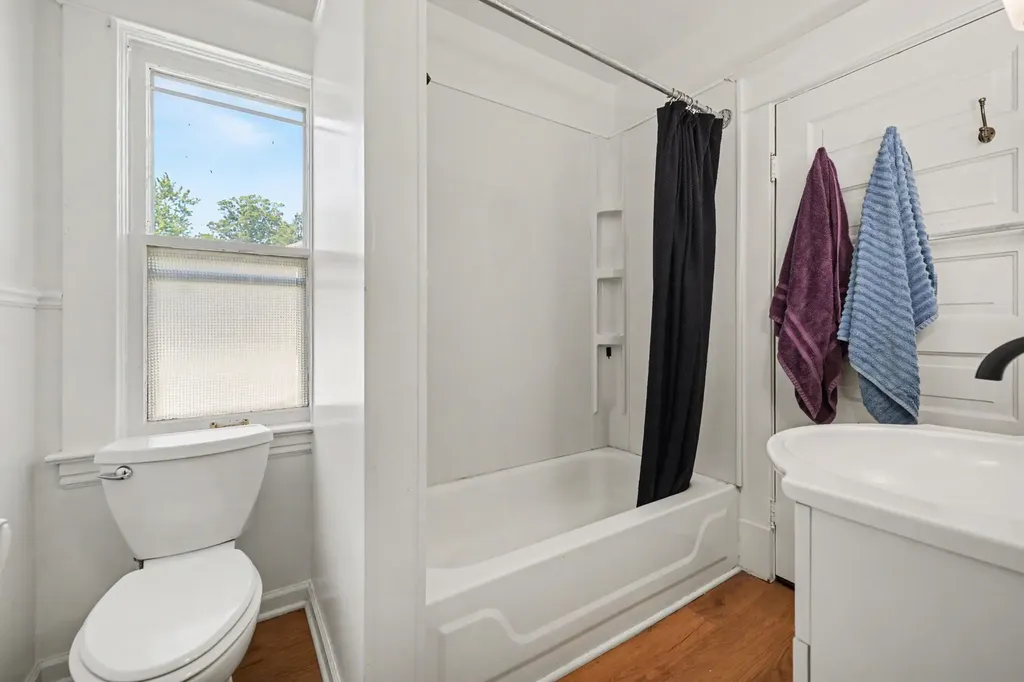 3271 Coit Avenue NE Grand Rapids City MI 49525
