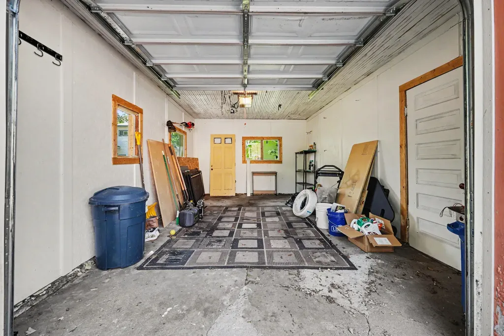 3271 Coit Avenue NE Grand Rapids City MI 49525