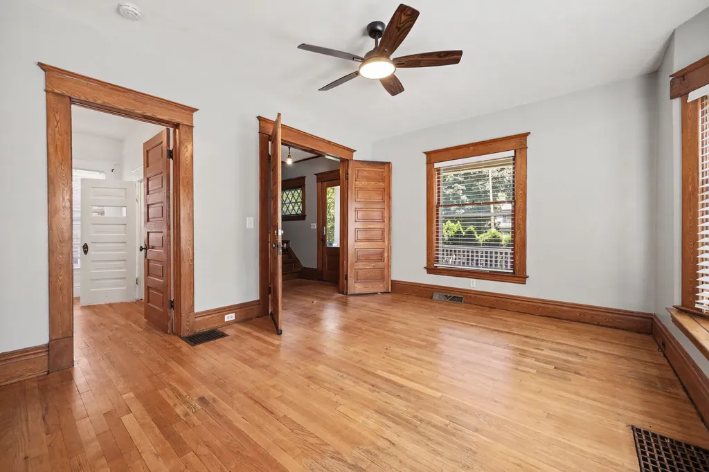 3271 Coit Avenue NE Grand Rapids City MI 49525