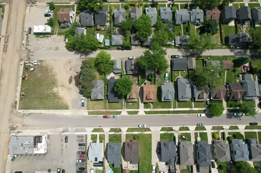 2028 Denwood Avenue SW Wyoming City MI 49509