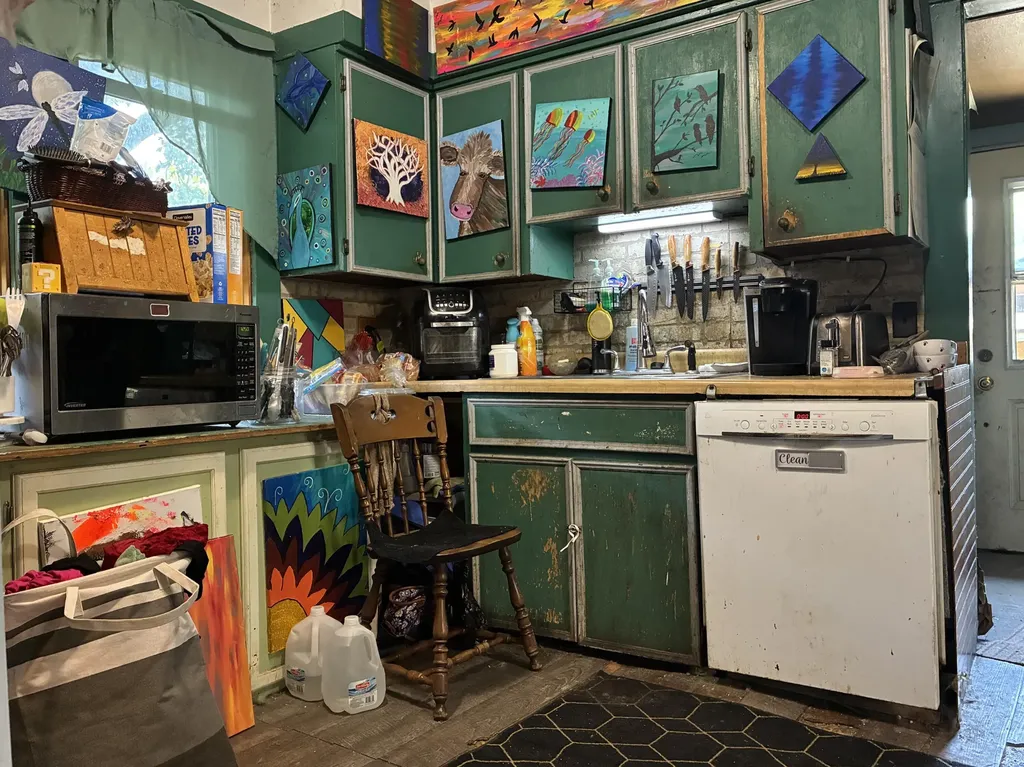 2028 Denwood Avenue SW Wyoming City MI 49509