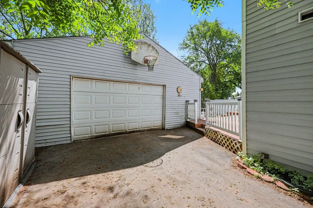 3682 Heron Avenue SW Wyoming City MI 49509