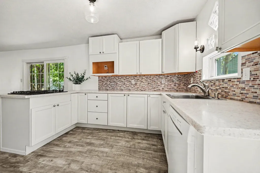 3682 Heron Avenue SW Wyoming City MI 49509