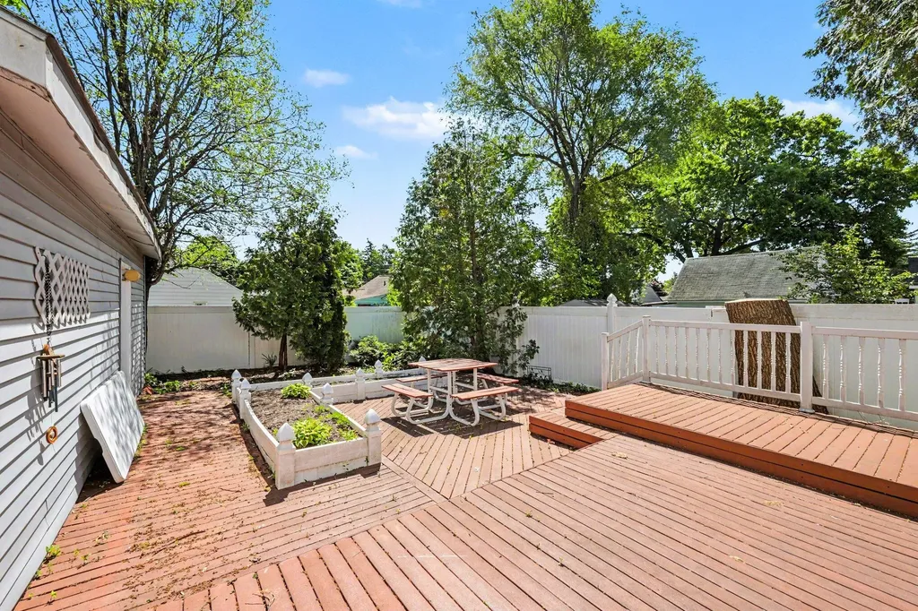 3682 Heron Avenue SW Wyoming City MI 49509