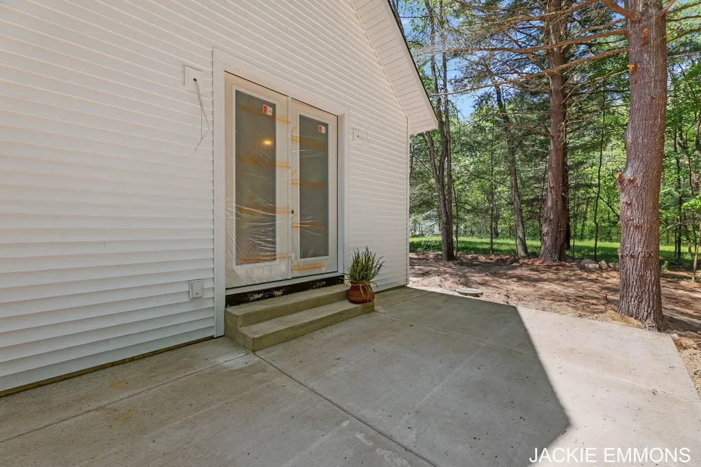 22672 W Kendaville Road Pierson Township MI 49339