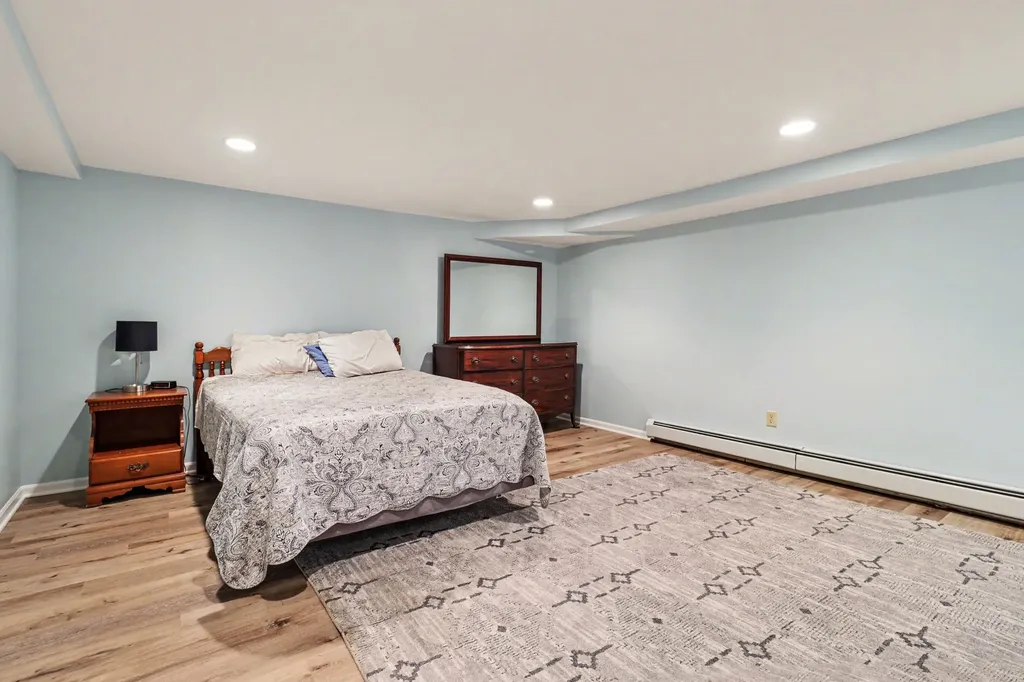 3666 Aaron Avenue SW Grandville City MI 49418