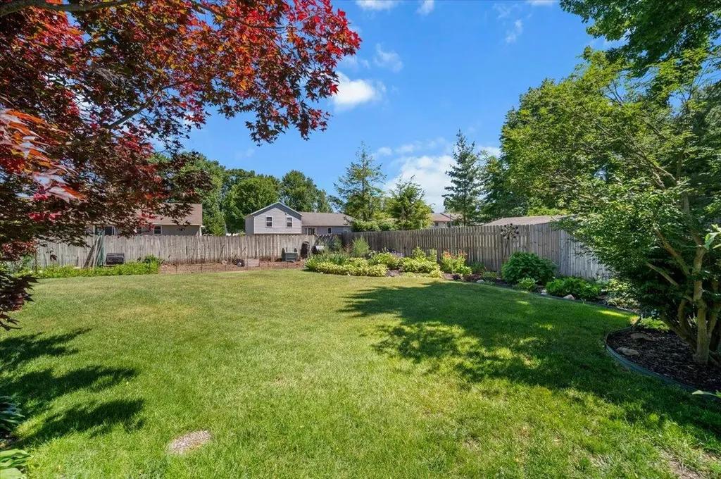 3666 Aaron Avenue SW Grandville City MI 49418