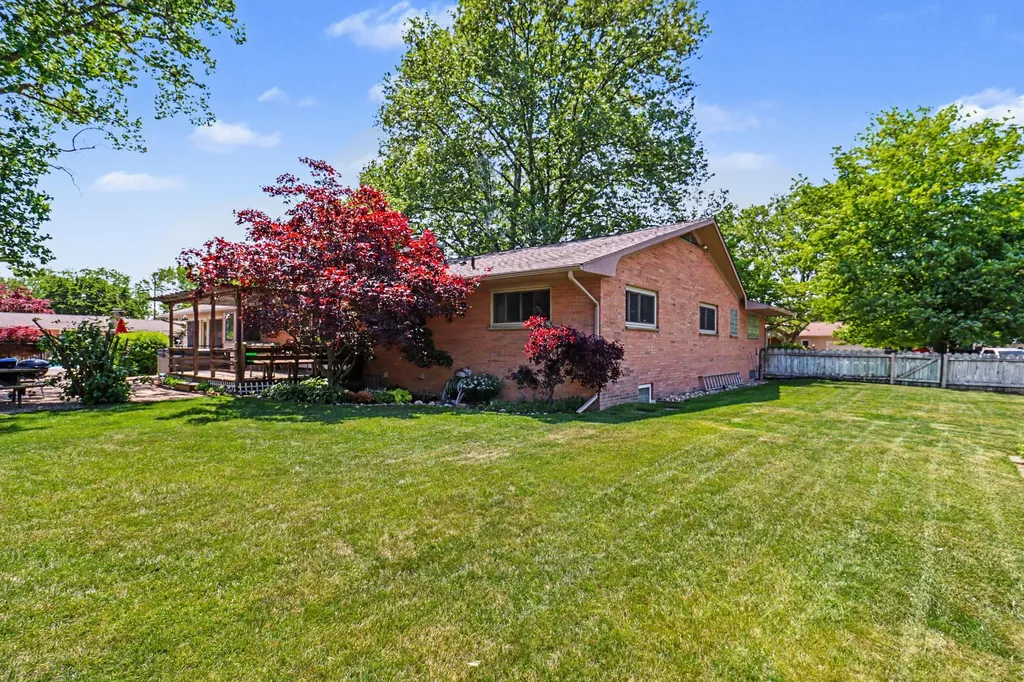 3666 Aaron Avenue SW Grandville City MI 49418