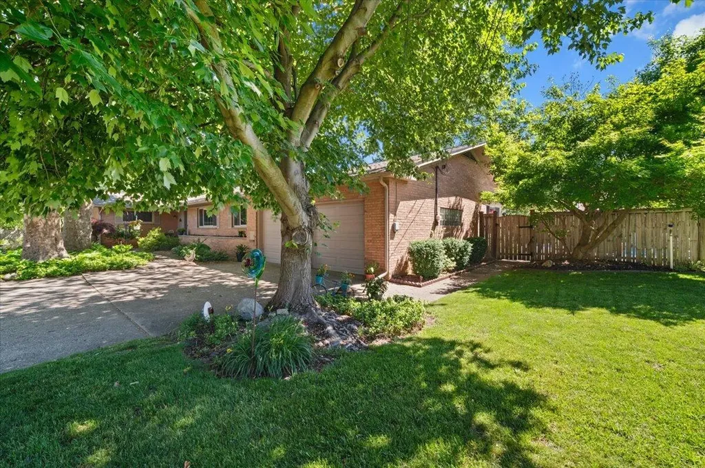 3666 Aaron Avenue SW Grandville City MI 49418