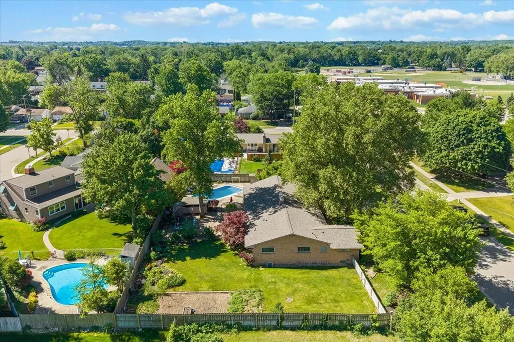 3666 Aaron Avenue SW Grandville City MI 49418