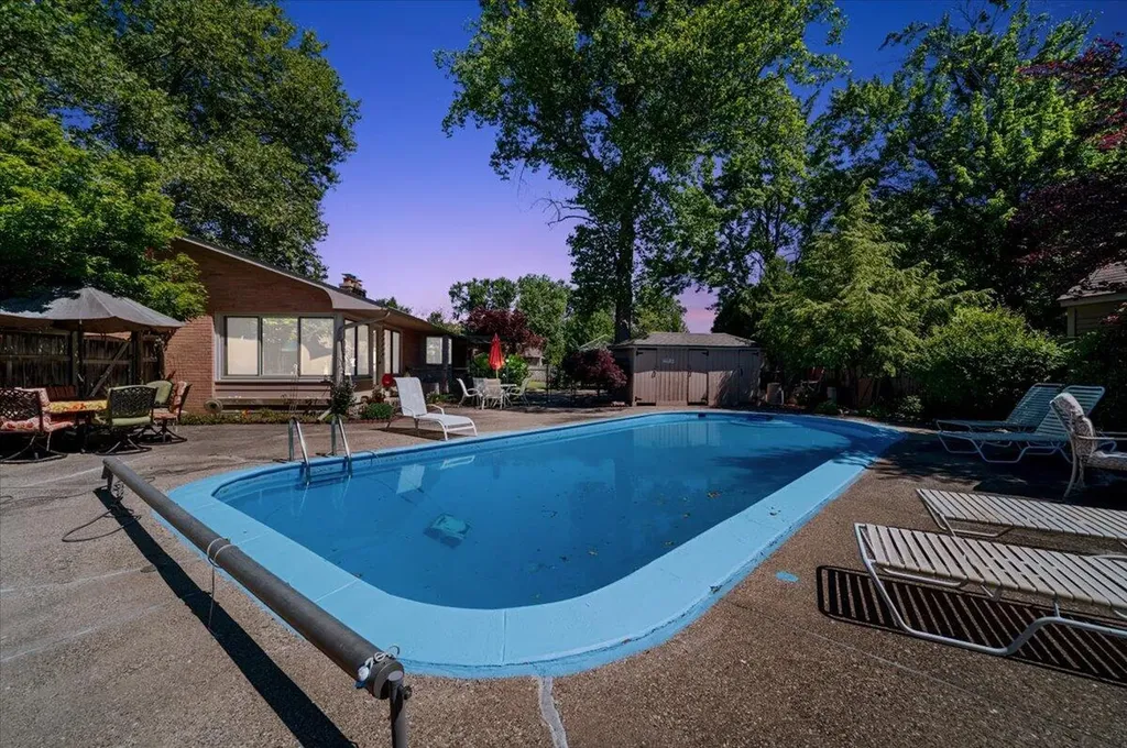 3666 Aaron Avenue SW Grandville City MI 49418
