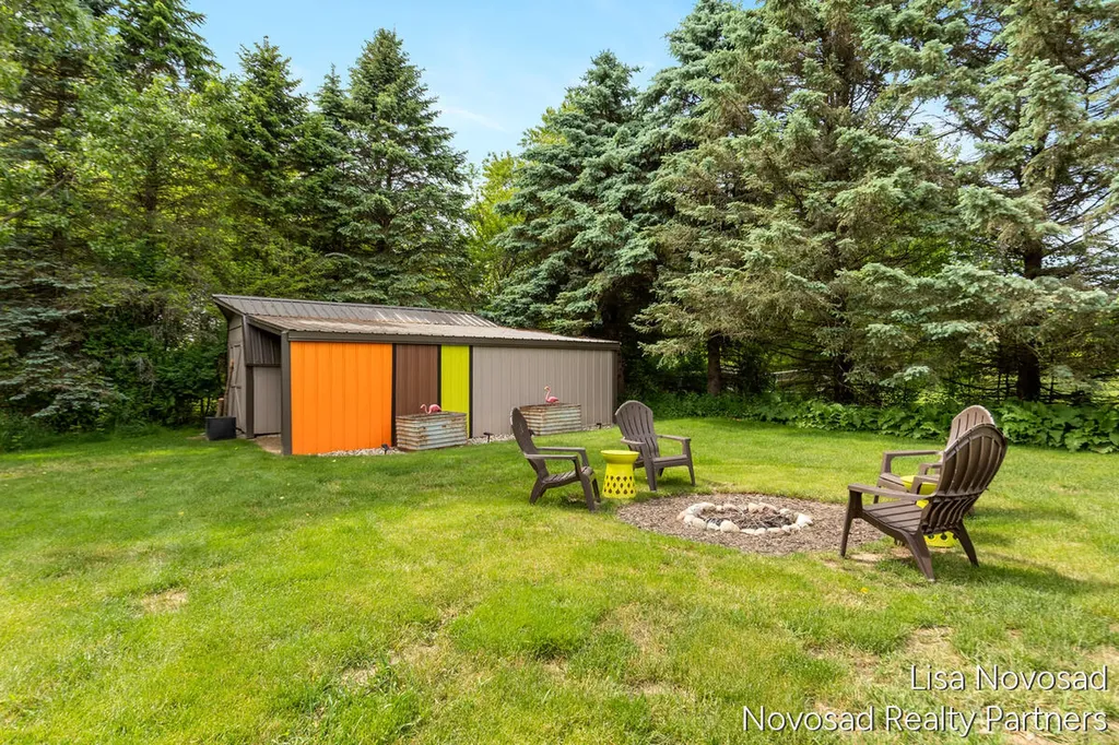 9865 Bergy Avenue SE Bowne Township MI 49302