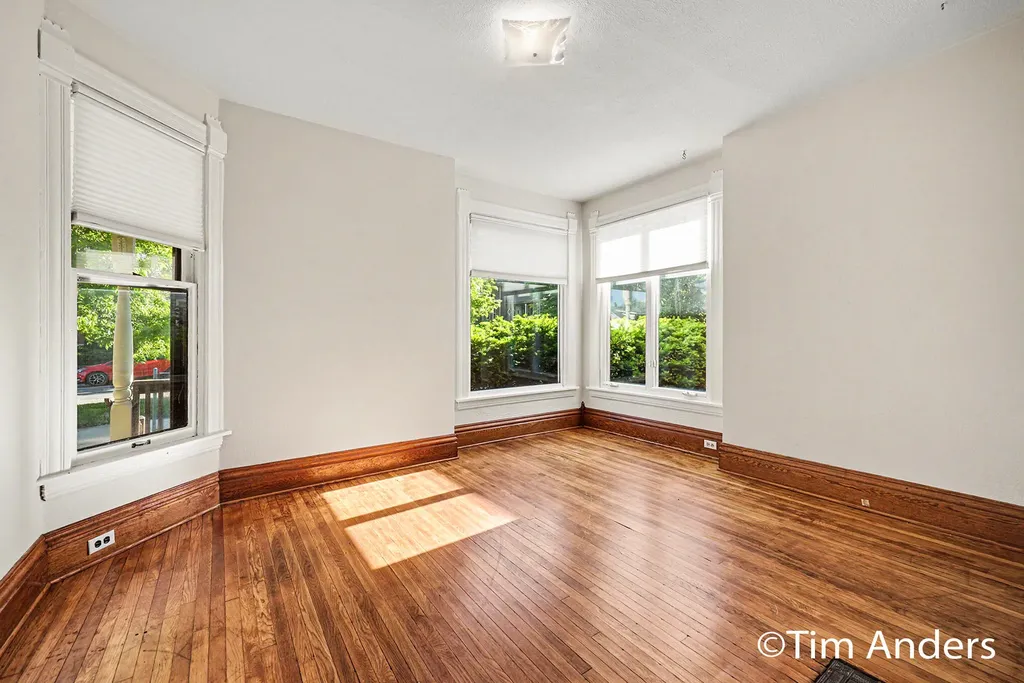 816 Innes Street NE Grand Rapids City MI 49503