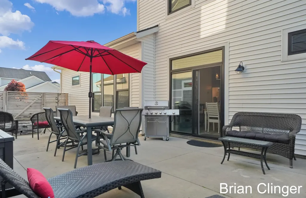 409 W Robinson Drive Whitehall City MI 49461