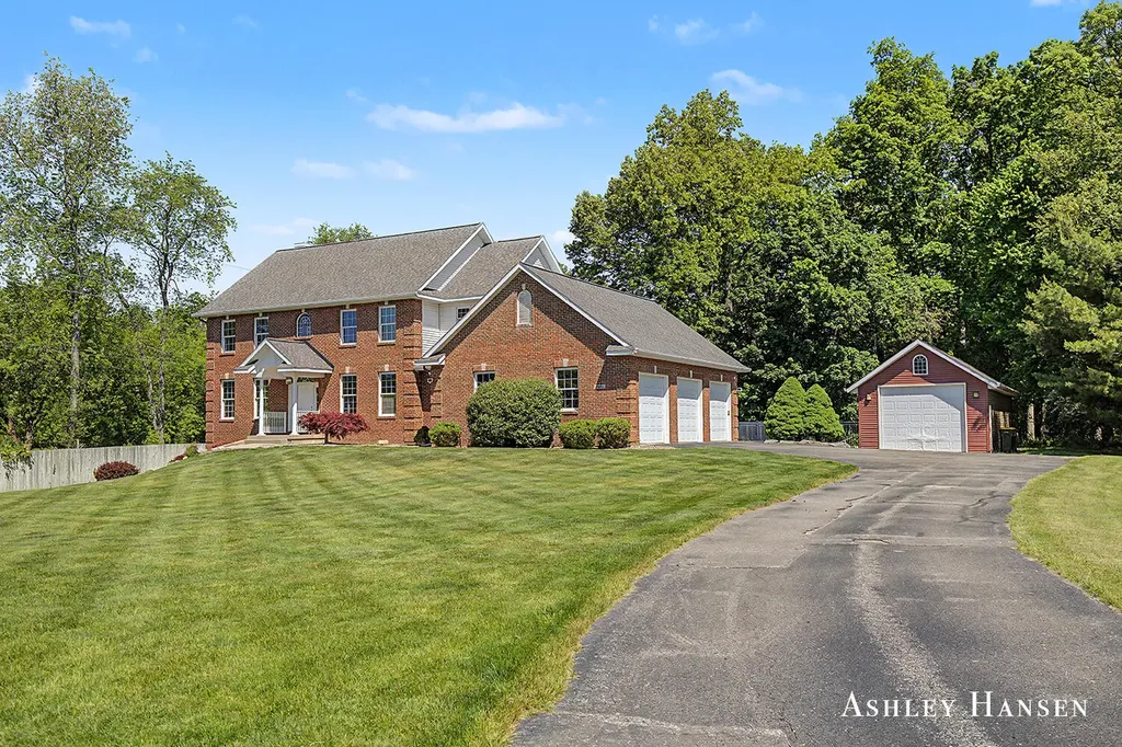 7085 Hidden Ridge Drive SE Cascade Charter Township MI 49546
