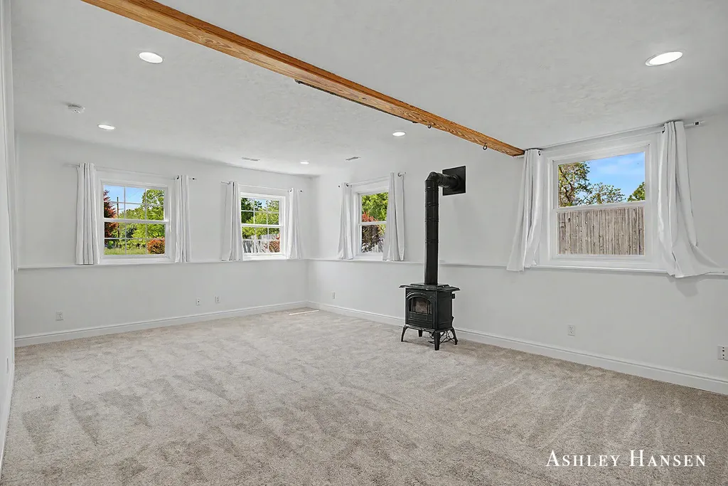 7085 Hidden Ridge Drive SE Cascade Charter Township MI 49546