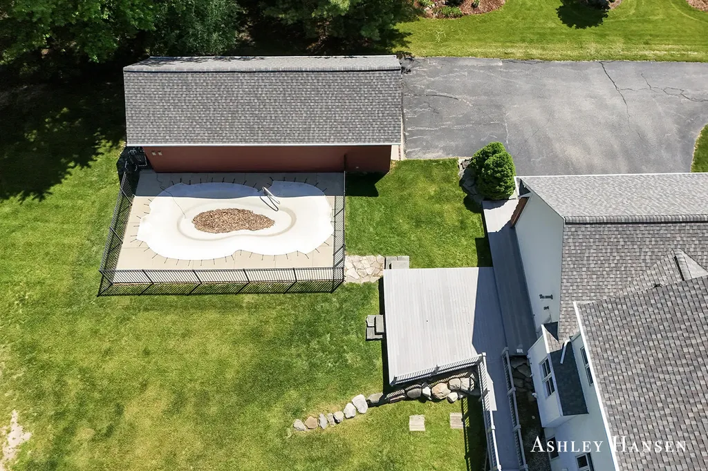 7085 Hidden Ridge Drive SE Cascade Charter Township MI 49546